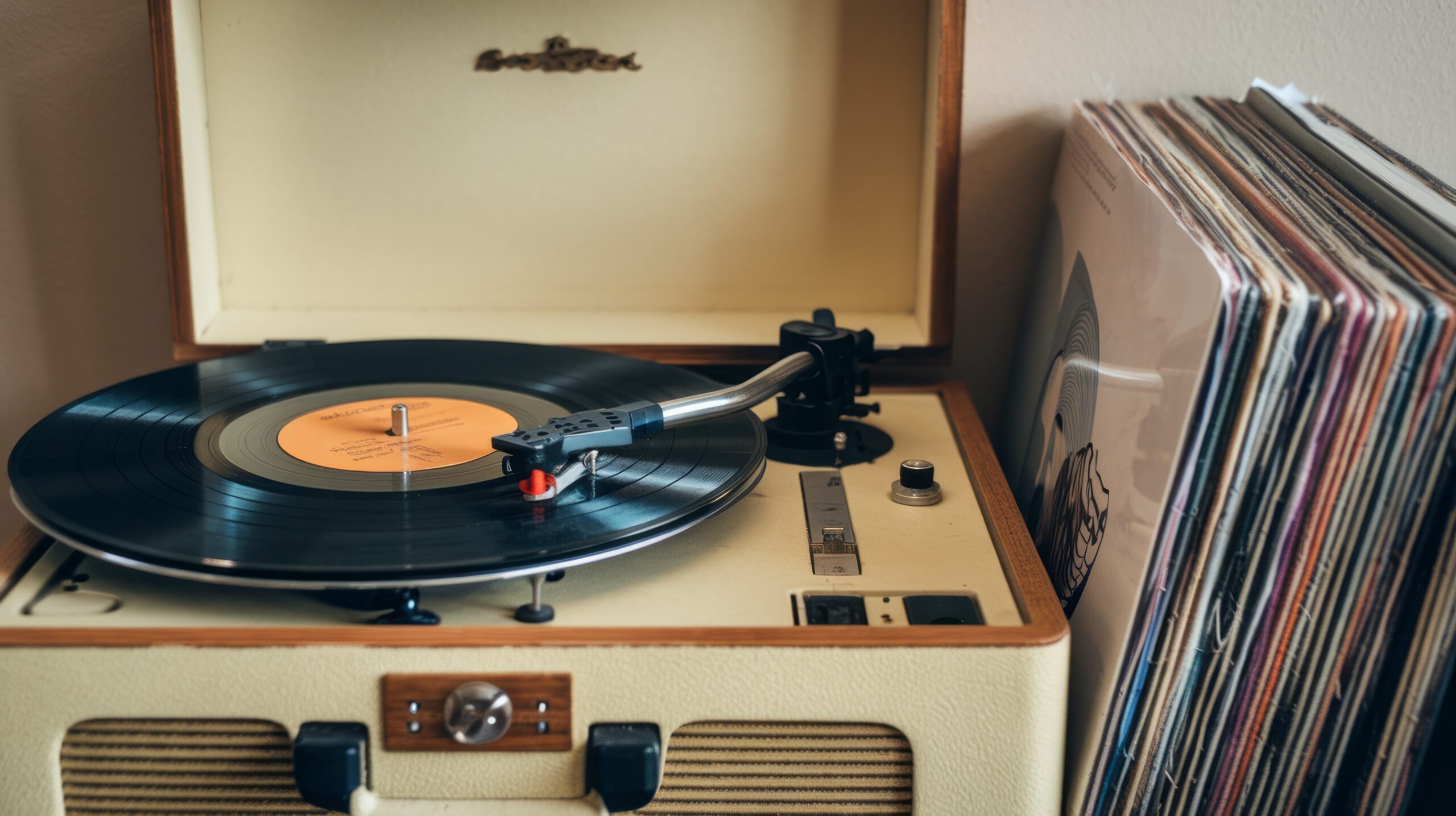 Gramofon dla początkujących – jak wybrać pierwszy model?